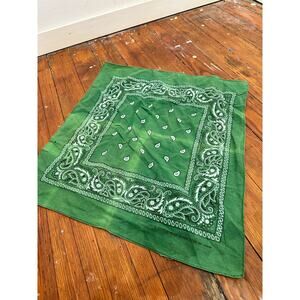 Vintage 60s 70s Green Paisley Bandana 100% Cotton Western Cowboy Handkerchief